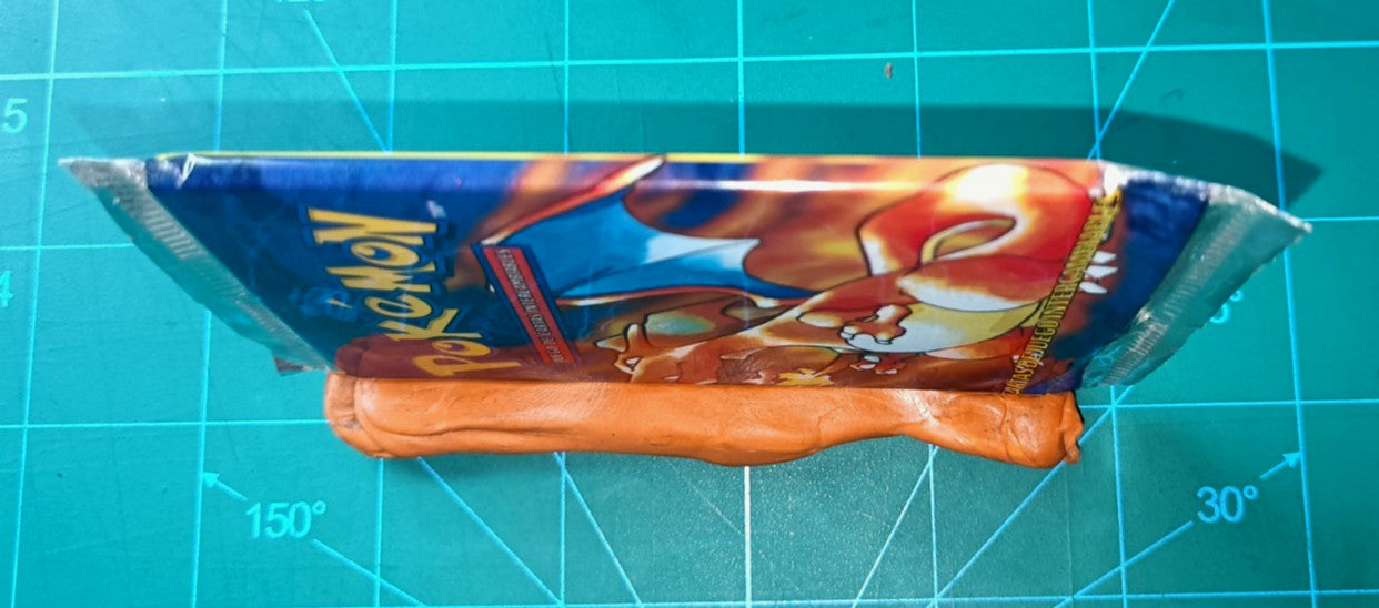 Pokémon Base Set Booster Pack – 1999 Spanish – Charizard Artwork – Factory Sealed – WOTC – Vintage – UK Stock